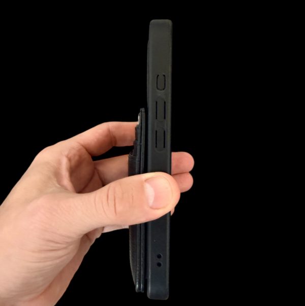 The O.C.D. MagSafe Wallet