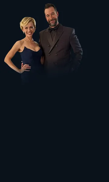 Noah and Sara Wyle mobile image